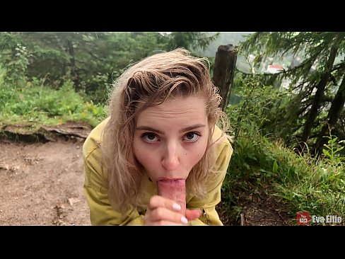 ❤️ Rapariga engole o esperma depois de um broche público - Eva Elfi Porno real em porno pt.pornado-co.ru ❌